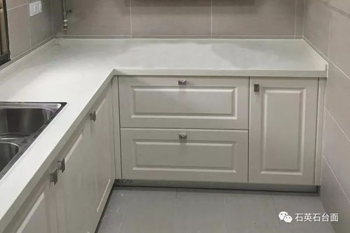 石英石台面受热后出现异味的原因分析与树脂成分解析